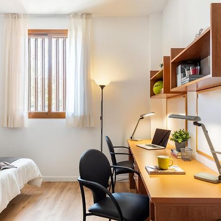 Micampus Bormujos Student Residence Екстер'єр фото